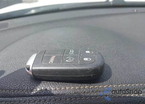 2017 Chrysler 300C из США, поврежденный, VIN 2C3CCAEG3HH570859